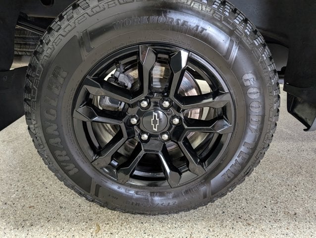 2024 Chevrolet Silverado 1500 LT Trail Boss Duramax Diesel Standard Box Bucket Seats 4WD