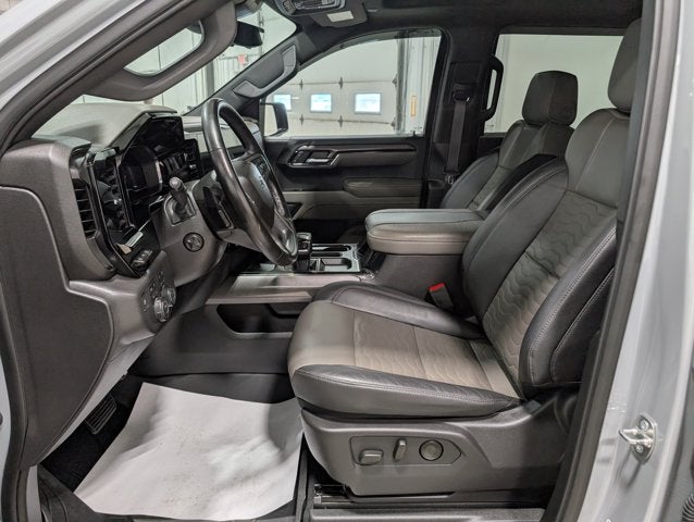 2024 Chevrolet Silverado 1500 ZR2 Diesel Technology Pkg Sunroof MultiFlex Hard Cover