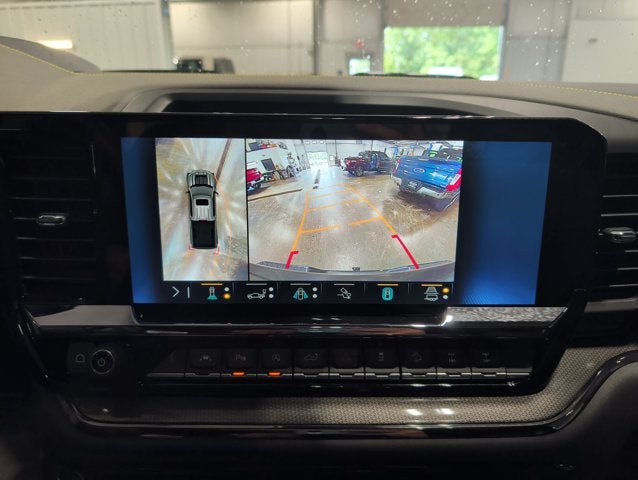 2023 Chevrolet Silverado 1500 ZR2 Crew Cab Short Bed 4WD Technology Package Black
