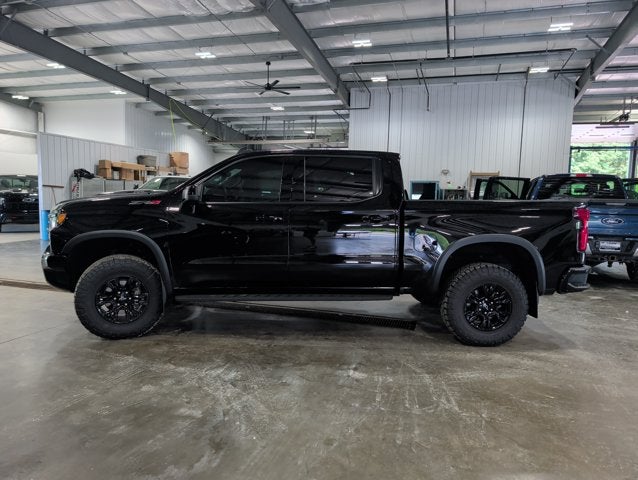 2023 Chevrolet Silverado 1500 ZR2 Crew Cab Short Bed 4WD Technology Package Black