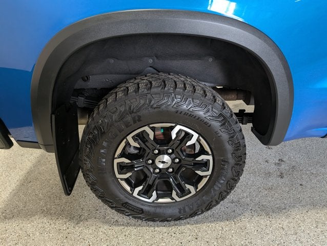 2023 Chevrolet Silverado 1500 ZR2 6.2L V8 Technology Package Glacier Blue Metallic
