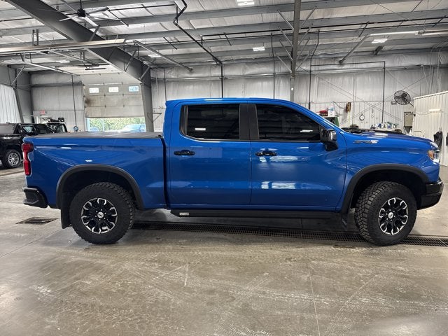 2023 Chevrolet Silverado 1500 ZR2 6.2L V8 Technology Package Glacier Blue Metallic