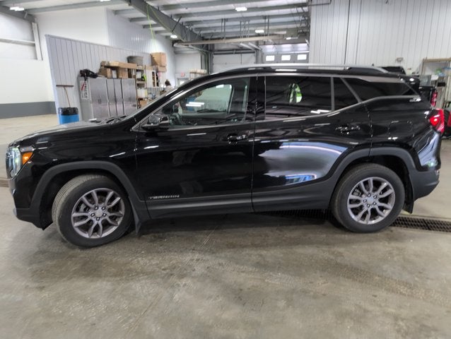 2023 GMC Terrain SLT Tech Package Skyscape Roof Adaptive Cruise HD Surround Vision