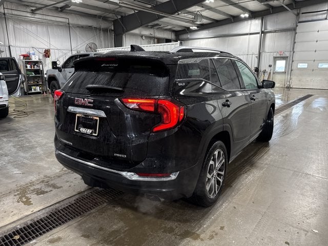 2020 GMC Terrain SLT 2.0L Turbo Infotainment Package II Preferred Package Ebony Twilight Metallic