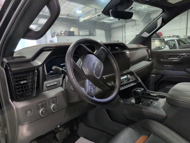 2024 GMC Sierra 1500 AT4 Premium Package Technology Package Sunroof 6.2L V8 Off Road