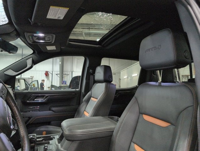 2024 GMC Sierra 1500 AT4 Premium Package Technology Package Sunroof 6.2L V8 Off Road
