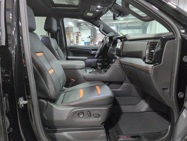 2024 GMC Sierra 1500 AT4 Premium Package Technology Package Sunroof 6.2L V8 Off Road