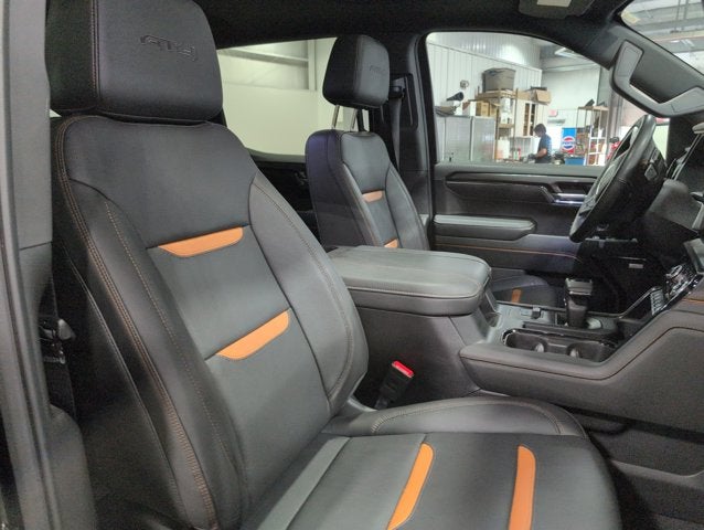 2024 GMC Sierra 1500 AT4 Premium Package Technology Package Sunroof 6.2L V8 Off Road