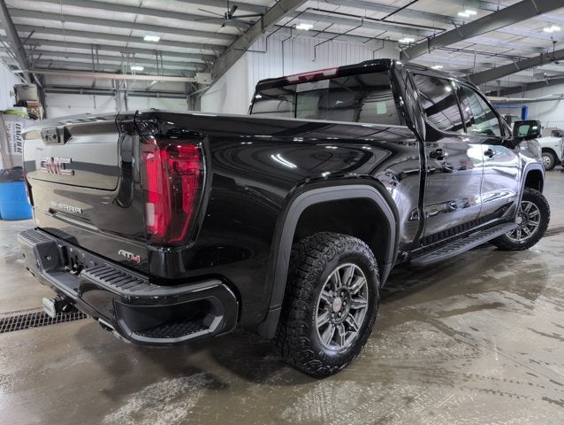 2024 GMC Sierra 1500 AT4 Premium Package Technology Package Sunroof 6.2L V8 Off Road