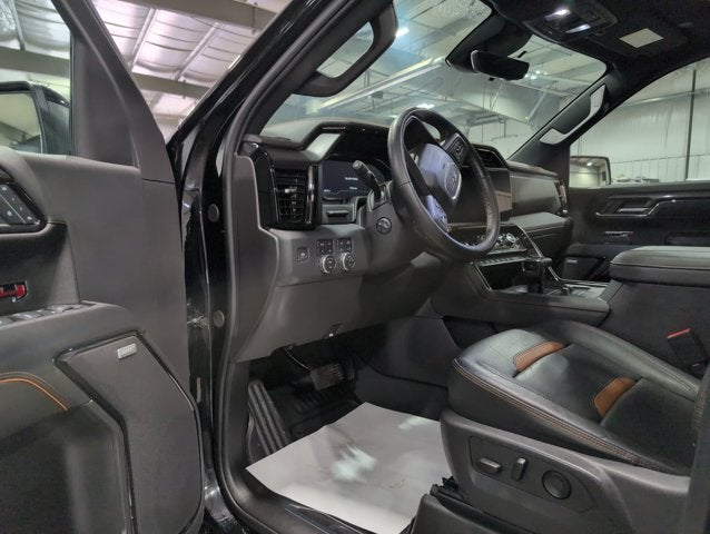 2024 GMC Sierra 1500 AT4 Premium Package Technology Package Sunroof 6.2L V8 Off Road