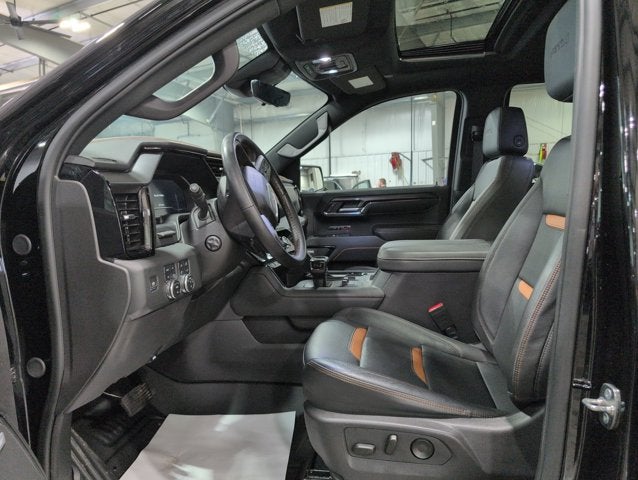 2024 GMC Sierra 1500 AT4 Premium Package Technology Package Sunroof 6.2L V8 Off Road