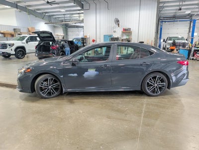 2025 Toyota Camry XSE FWD Hybrid Efficient Sedan Active Safety & Connectivity Package