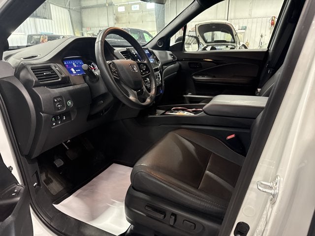 2024 Honda Passport Black Edition All Wheel Drive Moonroof Navigation