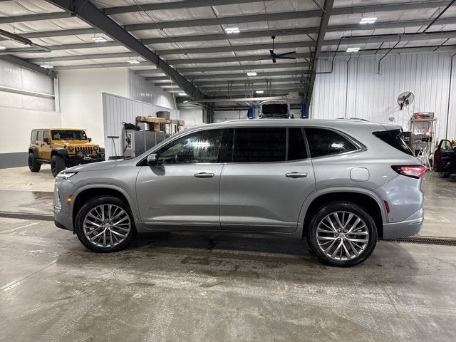 2025 Buick Enclave Avenir