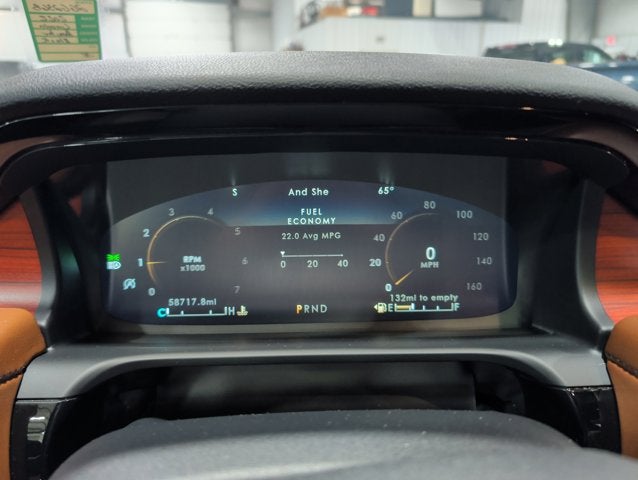 2022 Lincoln Aviator Reserve Twin Turbo V6 Panoramic Roof AWD Active Suspension Third Row