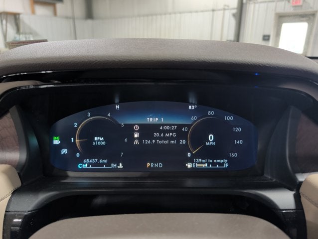 2022 Lincoln Aviator Reserve AWD Twin-Turbo 3.0L V6 Panoramic Roof & Active Safety