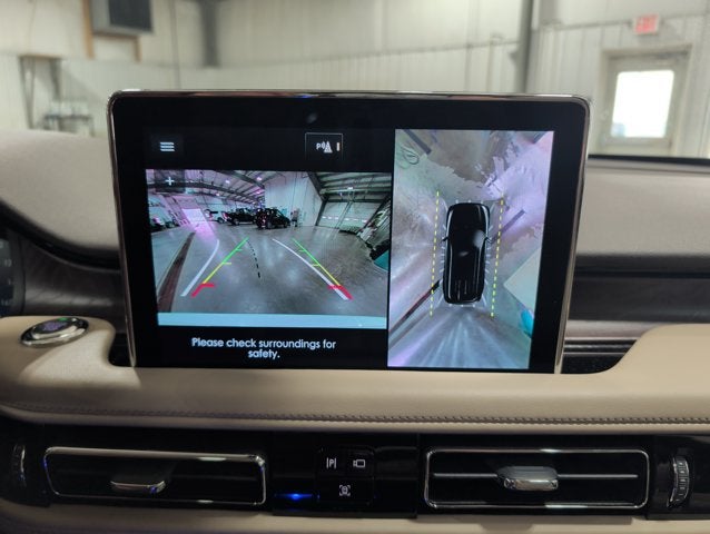 2022 Lincoln Aviator Reserve AWD Twin-Turbo 3.0L V6 Panoramic Roof & Active Safety