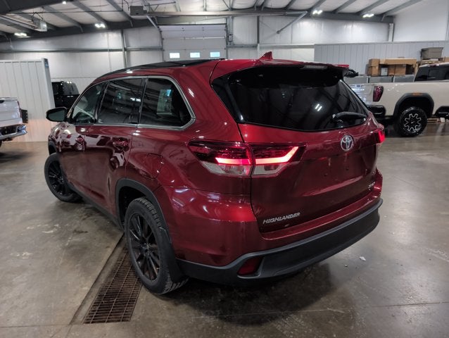 2019 Toyota Highlander SE AWD 3rd Row Luxury Sunroof Heated Leather Cruiser