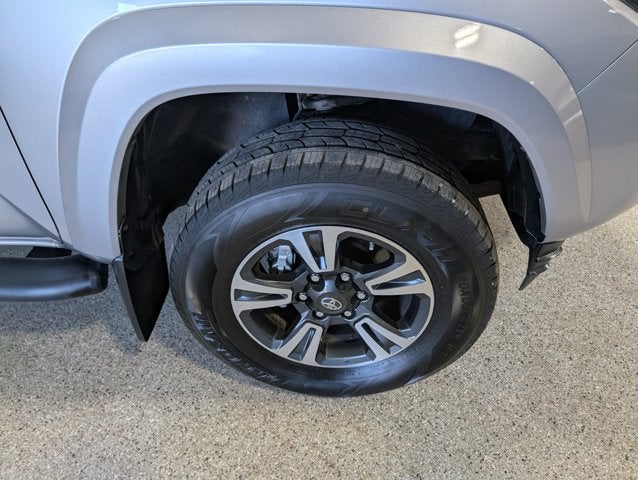 2016 Toyota Tacoma TRD Sport 3.5L V6 Standard Bed Cap