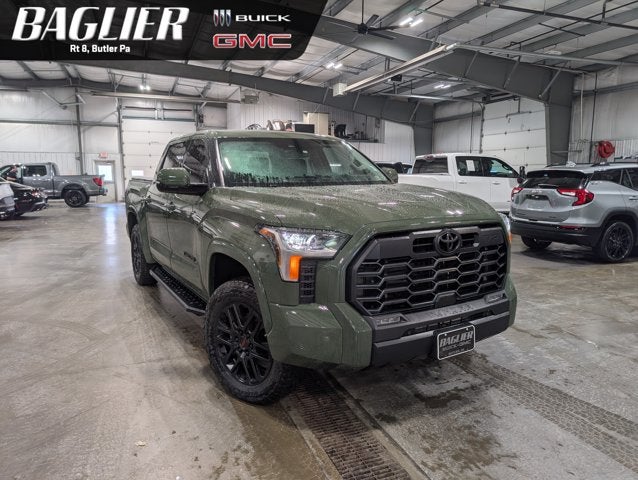 2023 Toyota Tundra SR5 Turbocharged Four Wheel Drive Tow Hitch