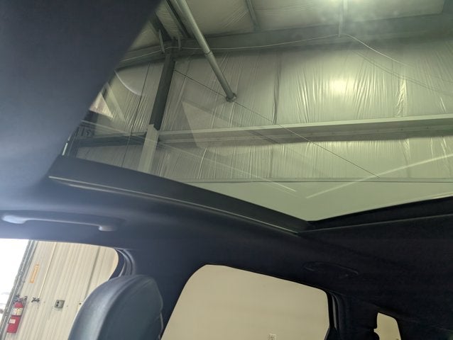 2023 Kia Sportage X-Line AWD 2.5L Panoramic Roof Glacial White Pearl
