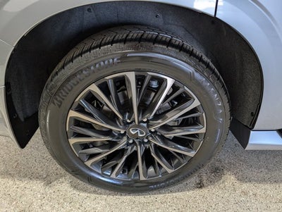 2026 INFINITI QX80 Autograph AWD with Premium Exterior & Cargo Packs Premium Two-Tone