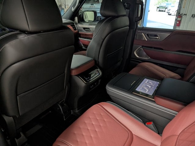 2026 INFINITI QX80 Autograph AWD with Premium Exterior & Cargo Packs Premium Two-Tone
