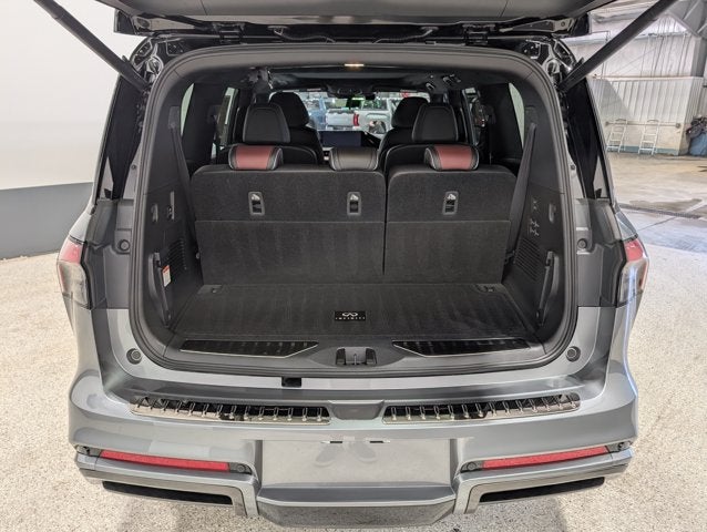 2026 INFINITI QX80 Autograph AWD with Premium Exterior & Cargo Packs Premium Two-Tone