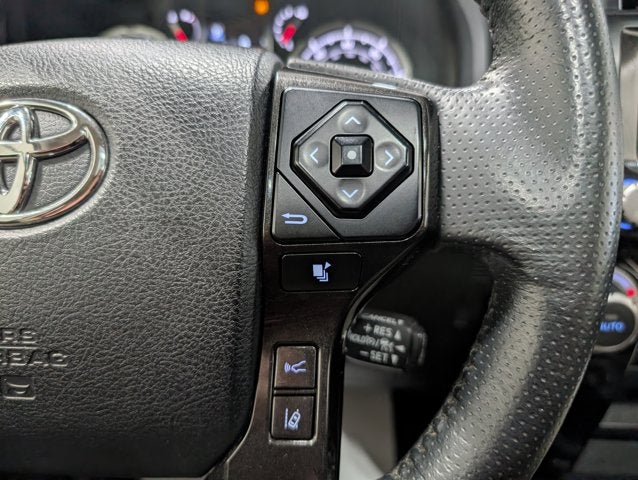 2020 Toyota 4Runner SR5 Adaptive Cruise 4WD Bucket Seats Tow Package