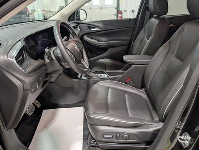 2025 Buick Encore Avenir AWD 1.3L Turbo Luxury Technology & Convenience Packages