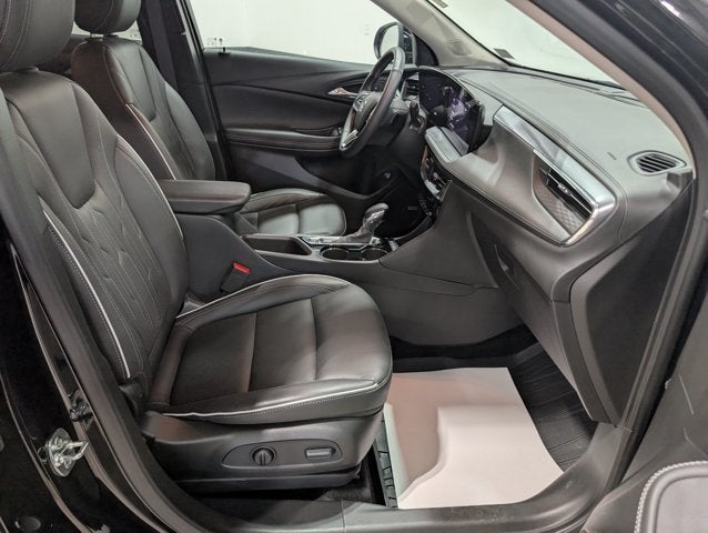 2025 Buick Encore Avenir AWD 1.3L Turbo Luxury Technology & Convenience Packages