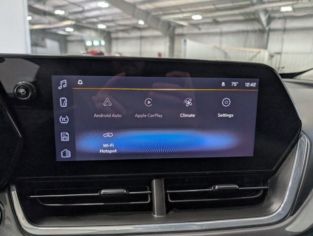 2024 Chevrolet Trax ACTIV FWD ECOTEC 1.2L Turbo Sunroof & Driver Confidence Packages Mosaic Black Metallic