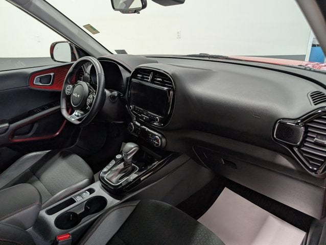 2024 Kia Soul GT-Line Technology Pkg Harman Kardon Sunroof Heated Seats