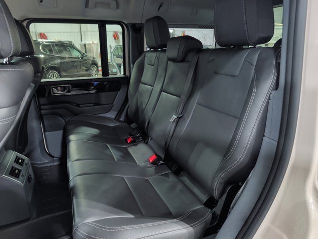 2024 INEOS Grenadier Station Wagon Fieldmaster Dual Roofs Navigation Heated Leather 4WD