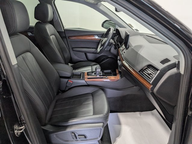 2022 Audi Q5 S line Premium Plus