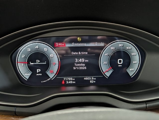 2022 Audi Q5 S line Premium Plus