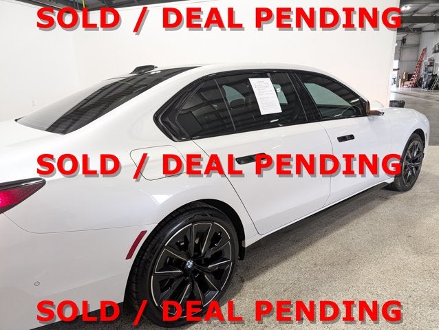 2023 BMW 7 Series 760i xDrive Executive Pkg B&W Sound Lux Rear Seat Pkg