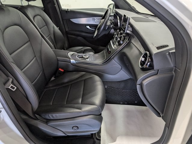 2019 Mercedes-Benz GLC GLC 300 Turbo AWD Panoramic Roof Heated Seats Memory Package