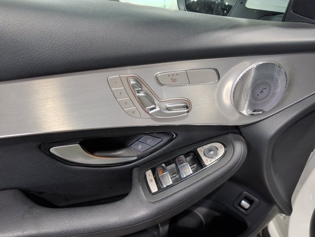 2019 Mercedes-Benz GLC GLC 300 Turbo AWD Panoramic Roof Heated Seats Memory Package