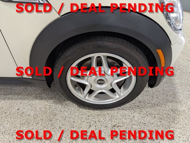 2010 MINI Cooper Clubman S 1.6L Turbo Panoramic Roof