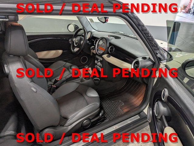 2010 MINI Cooper Clubman S 1.6L Turbo Panoramic Roof