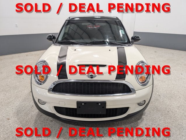 2010 MINI Cooper Clubman S 1.6L Turbo Panoramic Roof