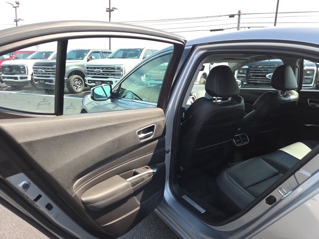 2018 Acura TLX Base