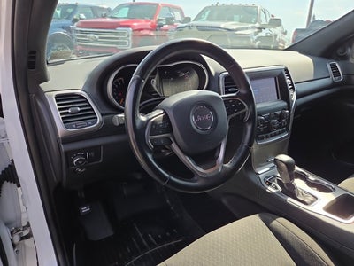 2020 Jeep Grand Cherokee Laredo E