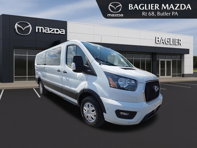 2023 Ford Transit Passenger Wagon XLT