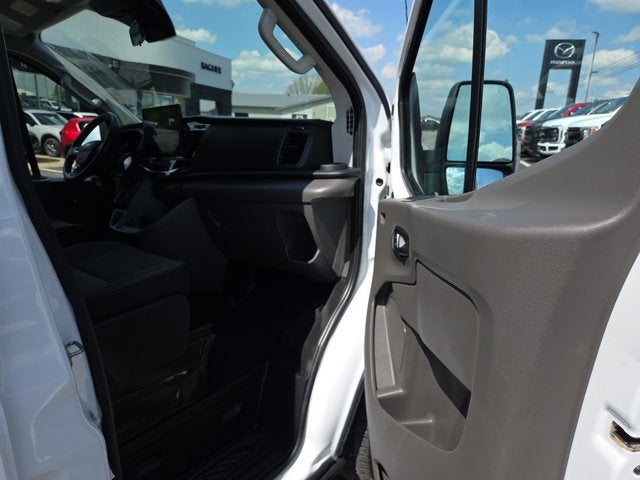 2023 Ford Transit Passenger Wagon XLT