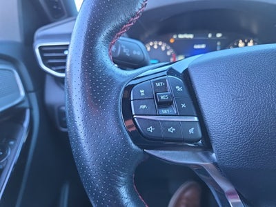 2024 Ford Explorer ST-Line