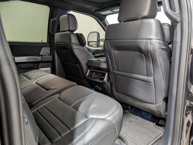 2025 Ford F-250 Super Duty Platinum