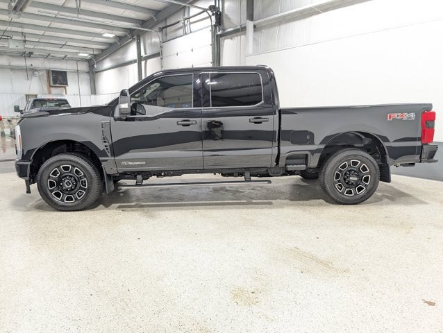 2025 Ford F-250 Super Duty Platinum