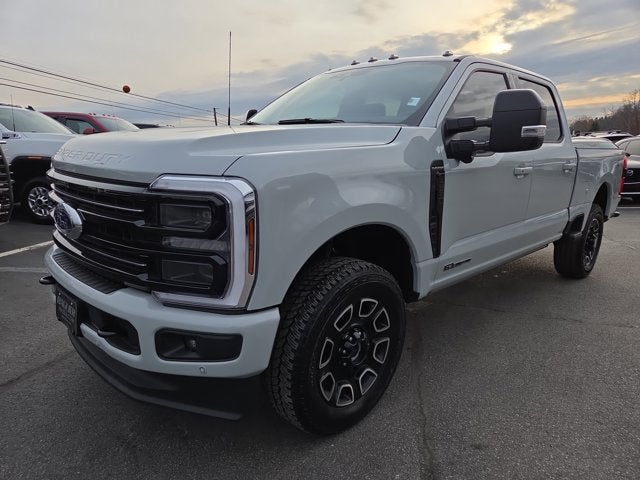 2025 Ford F-250 Super Duty Platinum